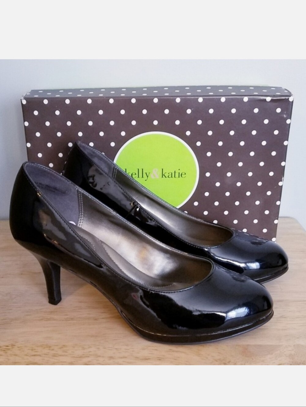 Kelly & Katie Rosa Black Patent Heels 8.5